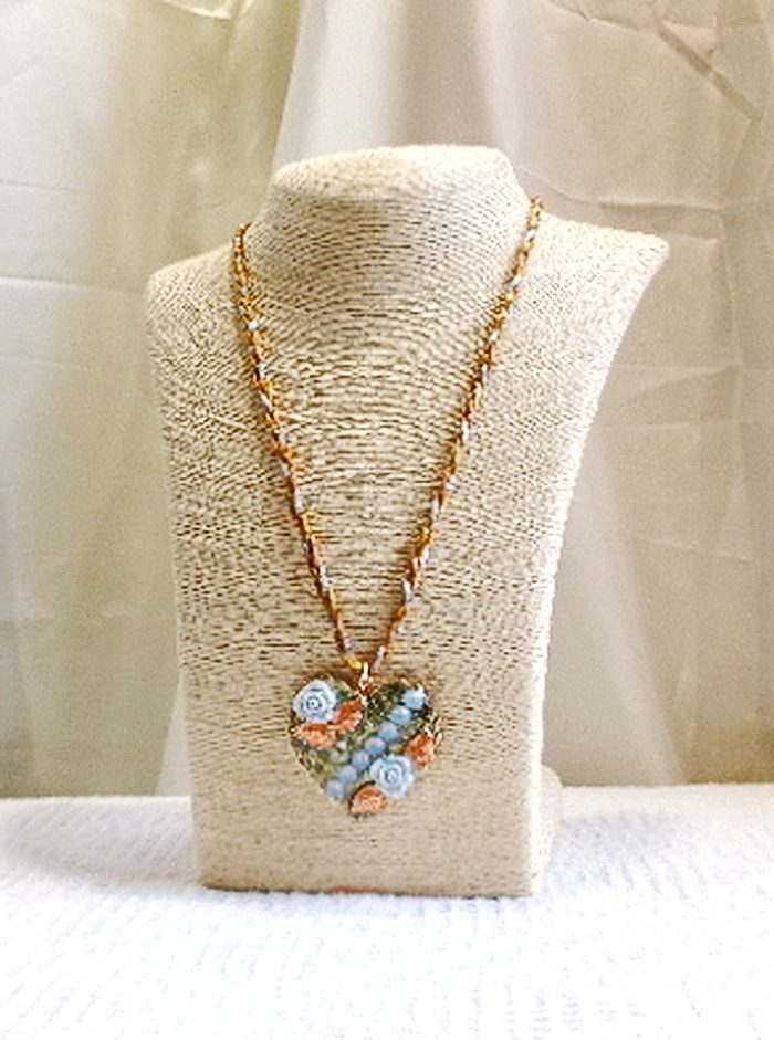 Collier "L'Etranger au Cœur Fleuri" (CO 086) – Image 3