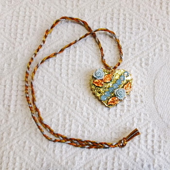 Collier "L'Etranger au Cœur Fleuri" (CO 086) – Image 4